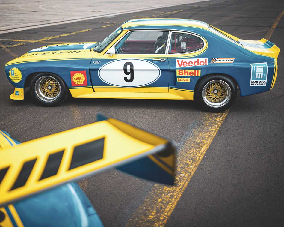 Fototermin Fototermin auf dem Flugfeld vor dramatischem Himmel.