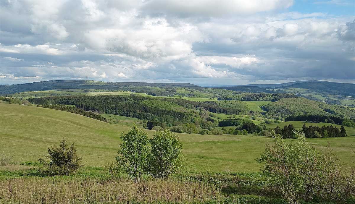 So schön, die Rhön. So schön, die Rhön.