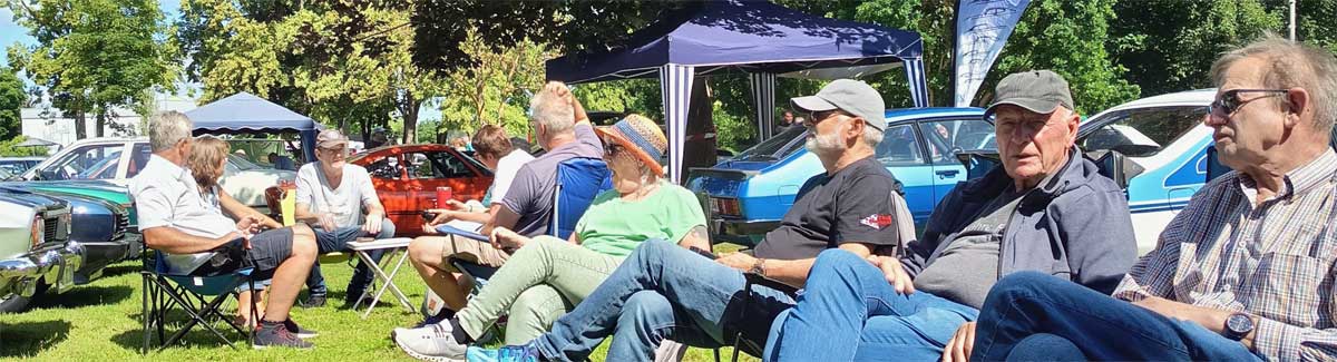 Menschen und Maschinen in Hattersheim. Menschen und Maschinen in Hattersheim.