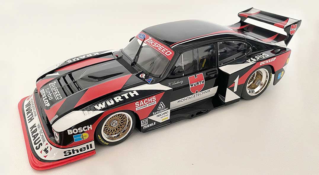 Das Auto für die große Division mit dem 1,7 Liter Turbo in der Würth-Optik. Startnummer 1, am Steuer: Klaus Ludwig und Jochen Mass. Mit der Nummer 54 ein letztes Rennen mit dem 1,4 Liter. Das Auto für die große Division mit dem 1,7 Liter Turbo in der Würth-Optik. Startnummer 1, am Steuer: Klaus Ludwig und Jochen Mass. Mit der Nummer 54 ein letztes Rennen mit dem 1,4 Liter.