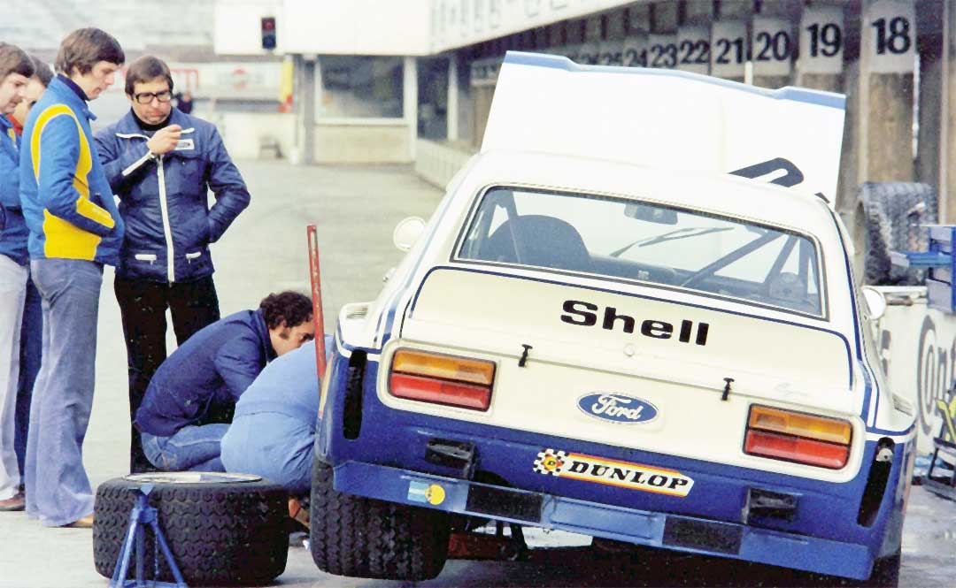 Boxenstopp in Hockenheim 1974.